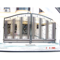 Swing Gate